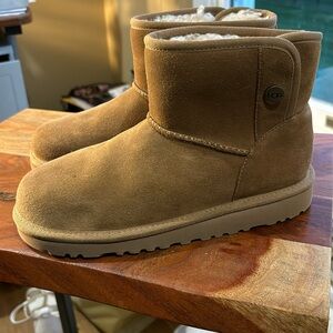 ⭐️Ugg Jona girl’s suede brown boots US 4 brand new, never worn, no box